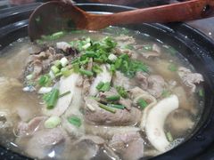 -谢老五跷脚牛肉·非遗传承店