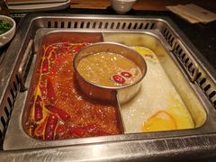 菌汤骨汤牛油辣-巴奴毛肚火锅(六天地店)