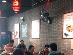 大堂-遵义虾子卢四羊肉粉(大沽路店)