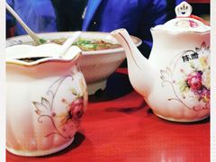 -金杨拉面王小吃面馆·牛三宝面·红烧牛肉粉