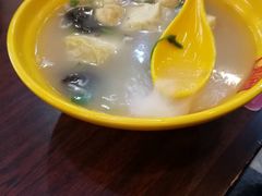 -小杨生煎(金山百联购物中心3楼店)