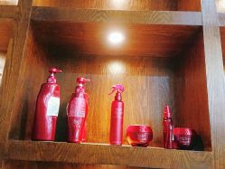 -PE SALON