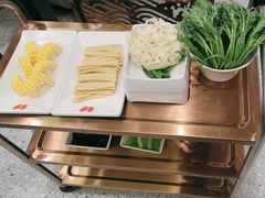 -七欣天香辣蟹火锅(闵行浦江欢乐颂店)