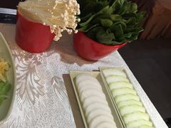 -羊家胡同·龙虾烧烤火锅(龙汇路店)