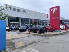 -TESLA 特斯拉(北京南四环中路特斯拉中心)