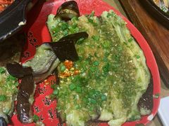 -何师烧烤·香辣蟹·川菜·30年老品牌(太古里旗舰店)