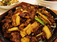 铁板杏鲍菇牛肉-大铁勺新津菜(东丽阳光新业广场店)