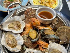 -五谷丰登农家院·地道胶东菜·海鲜烧烤(威海店)