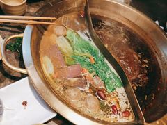 -小龙坎火锅(湖滨银泰in77店)