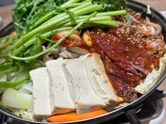 八爪鱼牛肉锅-东吉馆韩式餐厅(八经街总店)