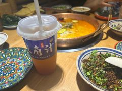 -洱火云南酸菜牛肉火锅(石景山当代商城店)