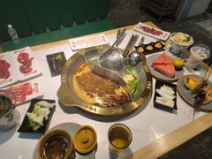 -鲜吃为尚.鲜切牛肉海鲜自助火锅(新塘万达广场店)