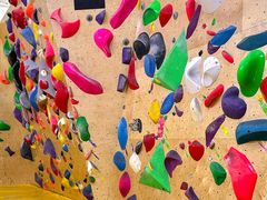 -问山MountQuest攀岩馆