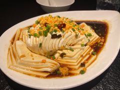 -河畔春天时尚餐厅