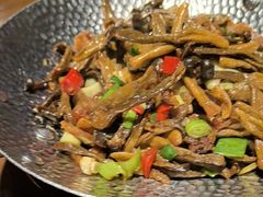 -雀舞云南菜(天津天河城购物中心店)