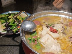 -靠山屯东北农家菜(八龙桥雅苑店)