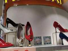 -KISSCAT(三阳百盛店)