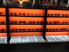 -潘多拉眼镜·蔡司依视路明月(潘家园店)