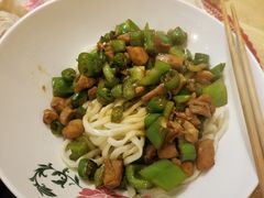 辣爆小公鸡面-锅儿挑面馆