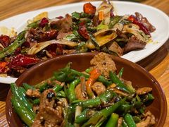 川味小炒肉-禧福徕盆盆香川菜馆