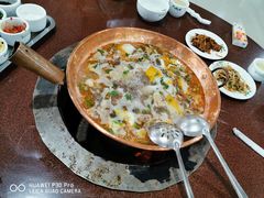 -朝伟清真铜瓢牛肉馆(三十年老·店)