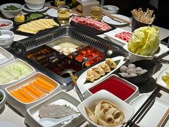 -海底捞火锅鲜切牛肉主题店(长寿路店)