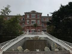 -香港大学