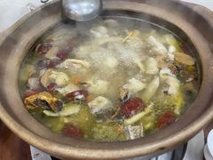 -威邵鸡煲(西华路总店)