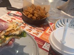 -必胜客(骡马市店)