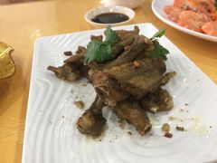 -鹏城人家海鲜酒家·23年老字号(较场尾店)