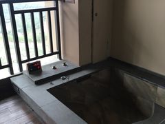 -清远熹乐谷温泉度假酒店