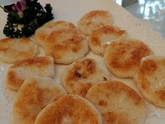 香煎墨鱼饼-东江渔村·古典园林·30年粤菜老字号(太和店)
