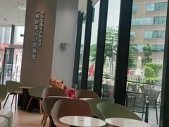 -奈雪的茶(优特汇店)