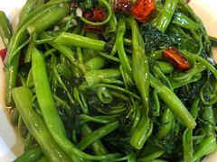 -丘艳豆花饭(国泰广场店)