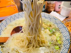 招牌黄鱼馄饨面.-老上海·金牌黄鱼馄饨面(田子坊店)