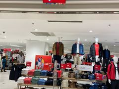 -优衣库(武汉国际广场店)