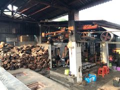 -满記土窑烧鷄波浪山莊