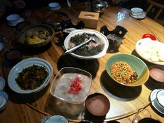 摔碗酒餐-巴人堂(女儿城店)