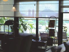 -luutosa  cafe & tea 鹿兔山