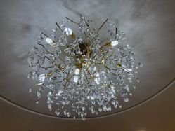 点击看大图 -八佰伴8008星级形象店