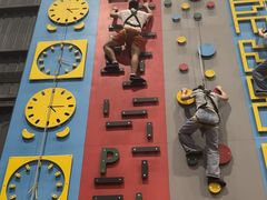 -极限PLAY运动娱乐新世界·团建派对潮玩休闲馆·室内蹦极高空游乐园