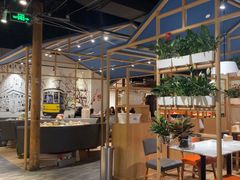-渝信川菜 · 川味家常菜(财富购物中心店)