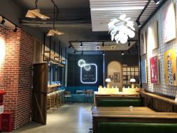 -小阿福儿童摄影(光谷时代广场店)