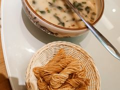 -鹊华居·地道鲁菜·海鲜·融合味(大明湖店)