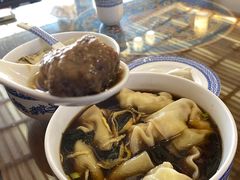 -笑来喜馄饨小笼工坊店(湖滨街店)