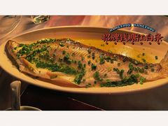 招牌清蒸钱塘江白条-柳莺湖上·湖景餐厅·江南菜(西湖店)