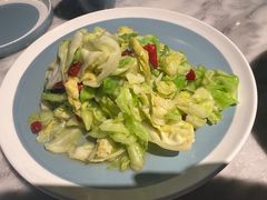 手撕圆白菜-懒人盐府人家(航天桥店)