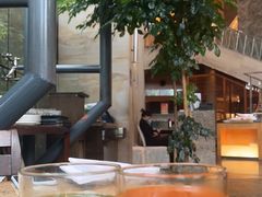 -松山湖凯悦酒店·Café自助餐厅·周末火舞秀表演