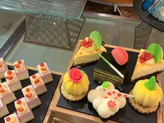 -元一希尔顿酒店·鲜切牛肉火锅禅自助餐厅