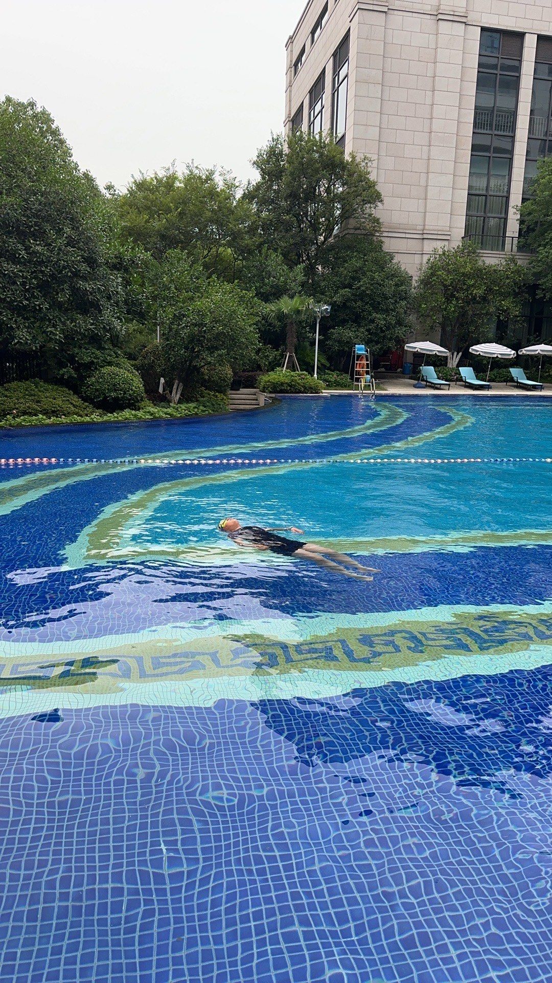 0元玩转这座城
这家健身游泳馆离家不远,每天过来游泳很方便～
